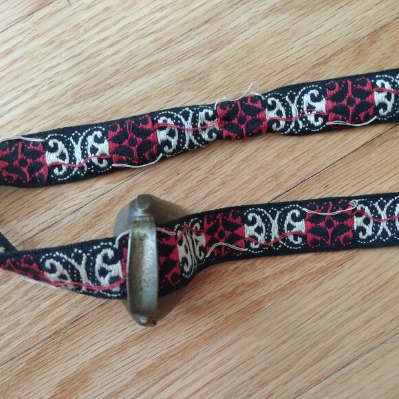 Vintage Austria Cow Bell Souvenir Cowbell with Embroidered Woven Strap Edelweiss - Picture 12 of 15